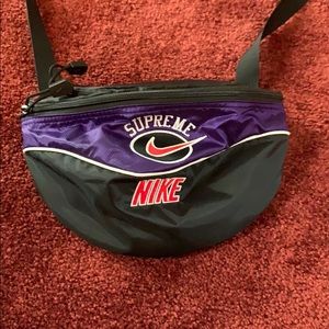 supreme nike shoulder bag purple